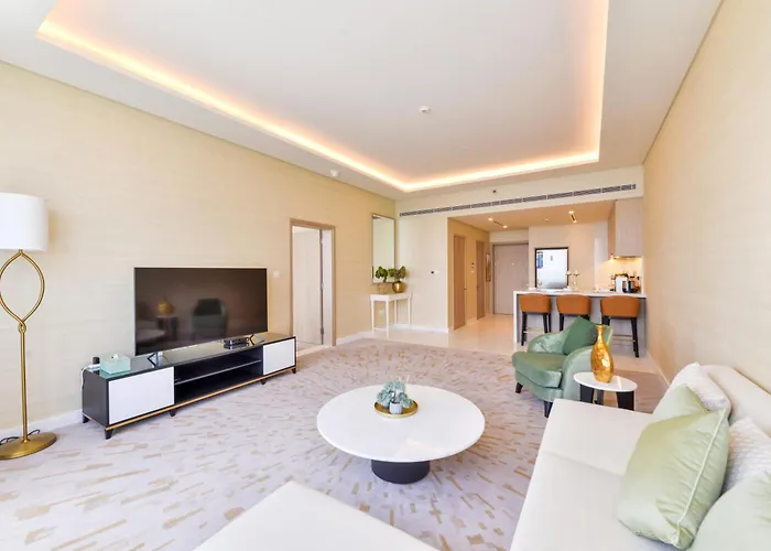 Ultra Luxury Palm Tower With Shared Hotel Facilities
