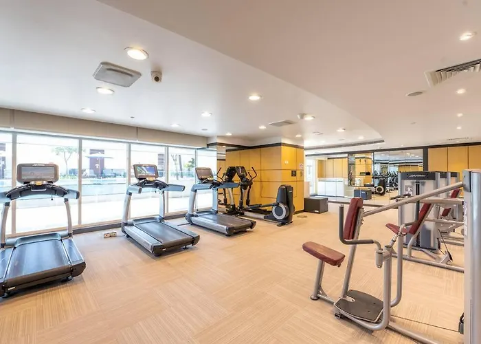 Studio Canal View With Partial Burj Khalifa View 5Min To Dubai Mall