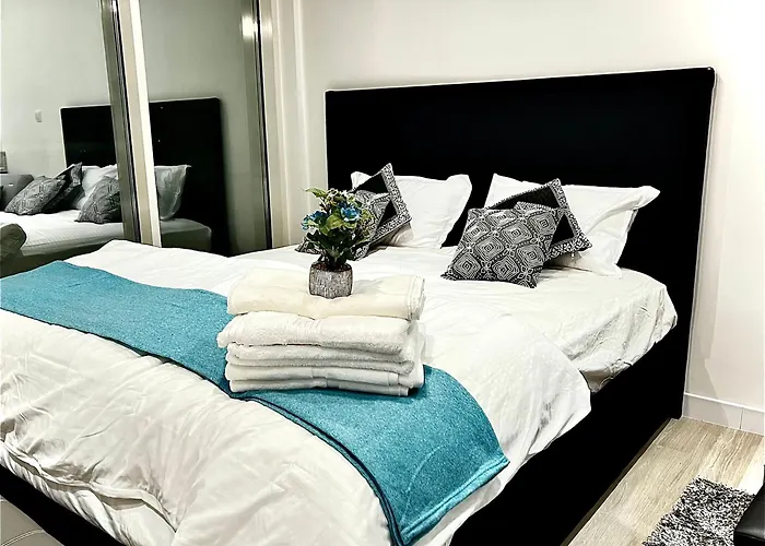 Brand New Modern Studio High Floor Near Burj