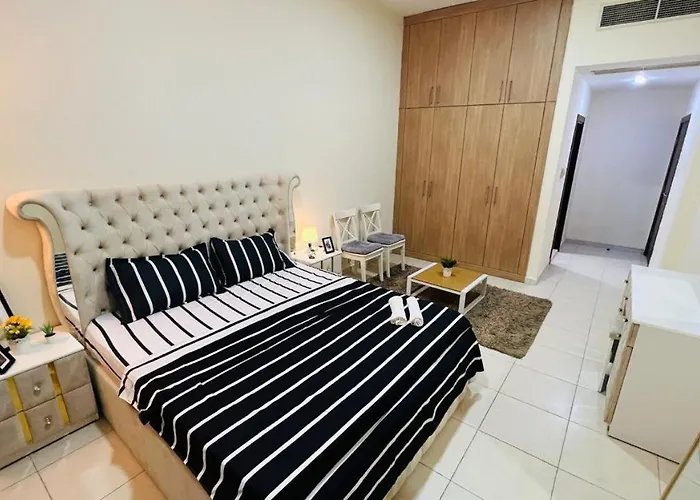 Master Room With Attach Bathroom Near Mall Of The Emirates