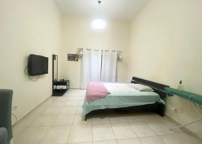 Furnished Studio Bills Included