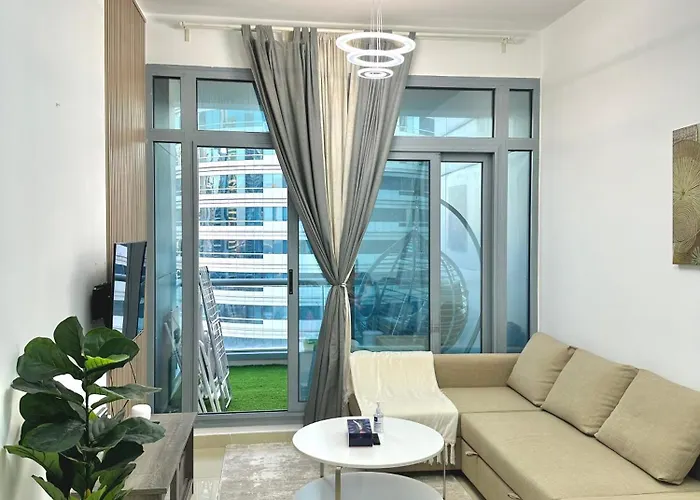 Modern Dubai Marina Apartment
