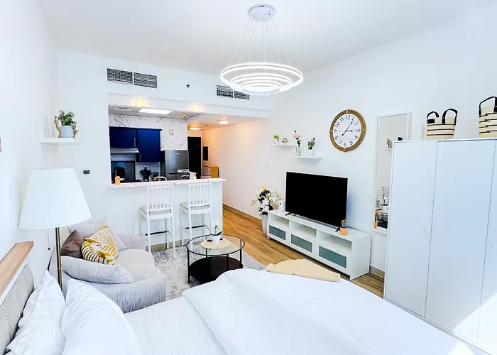 Dubai Marina - Modern Designed - Gorgeous Studio- Close Metro Station