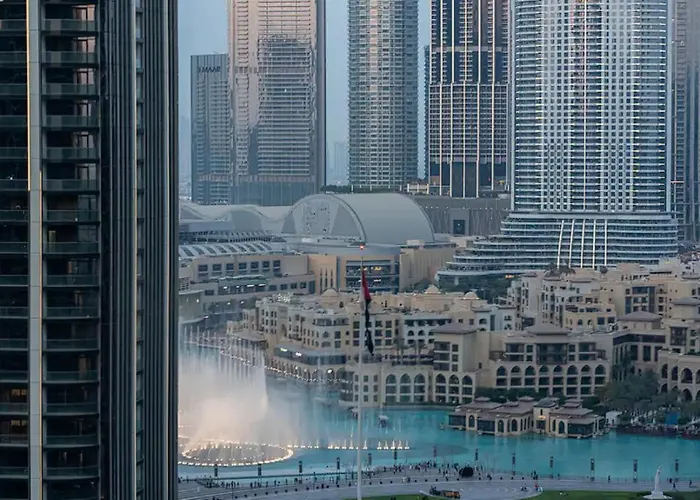 Stunning 3 Bedroom Apartment With Burj Khalifa And Fountain Views - Sleeps 9 - 2 Balconies