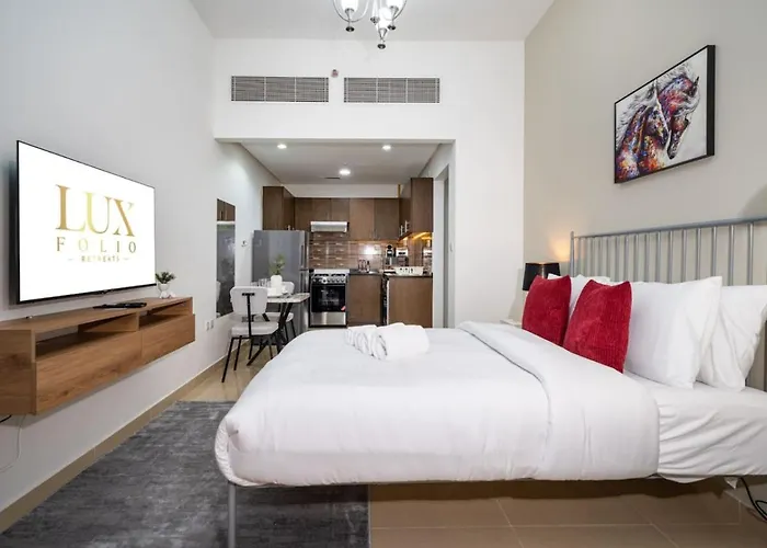 Cosy Jvc Dubai Studio In Botanica