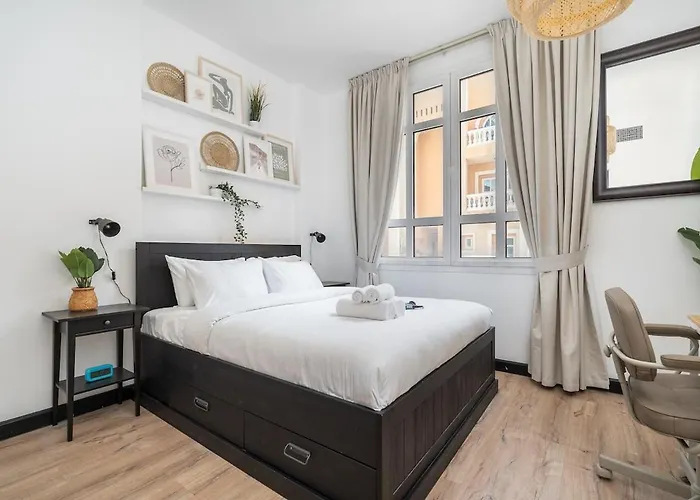 Relaxing Awesome 1-Bedroom Apartment In Jvc