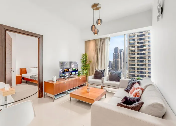 Dubai Marina Elegant 1 Bedroom On The Canal