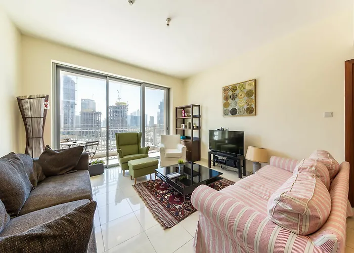 Standpoint In Downtown By Deluxe Holiday Homes