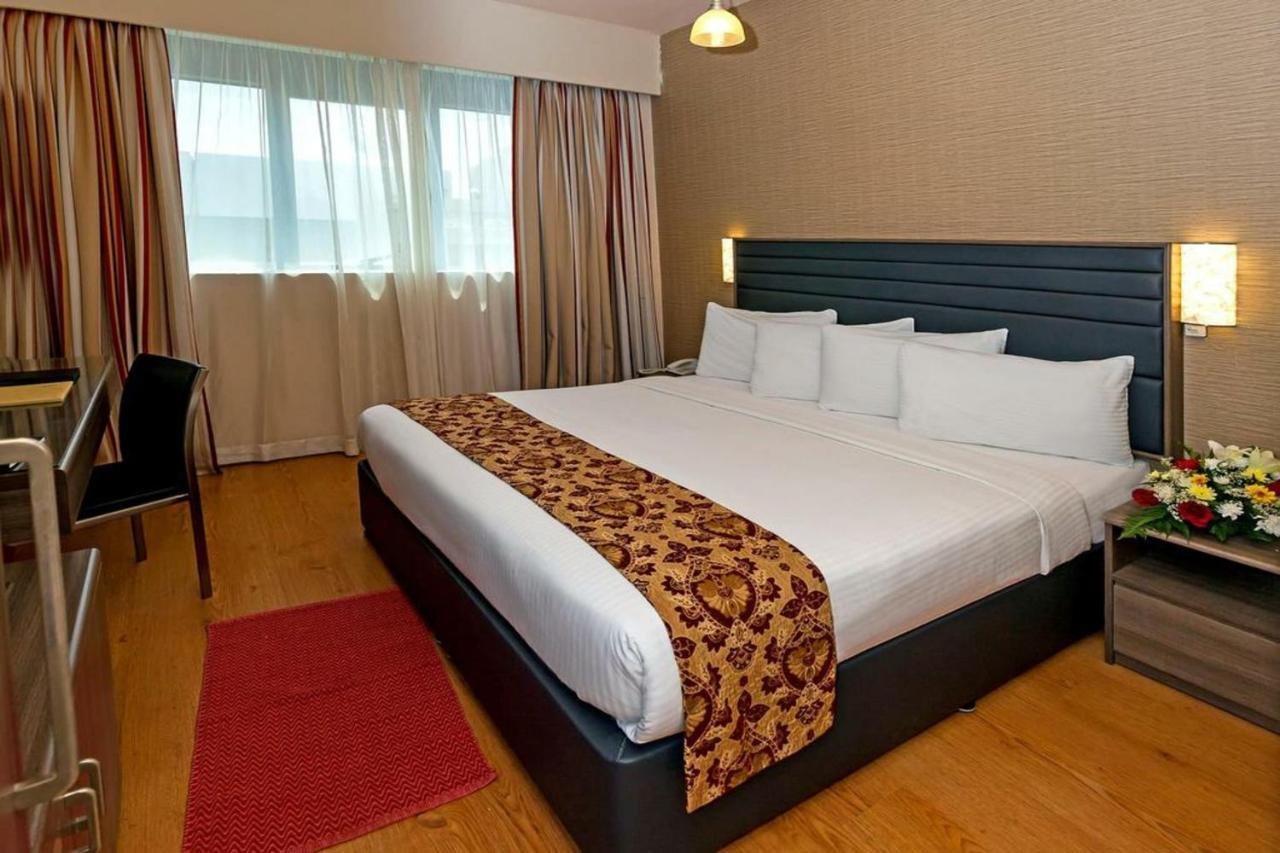 Oasis Deira Hotell *