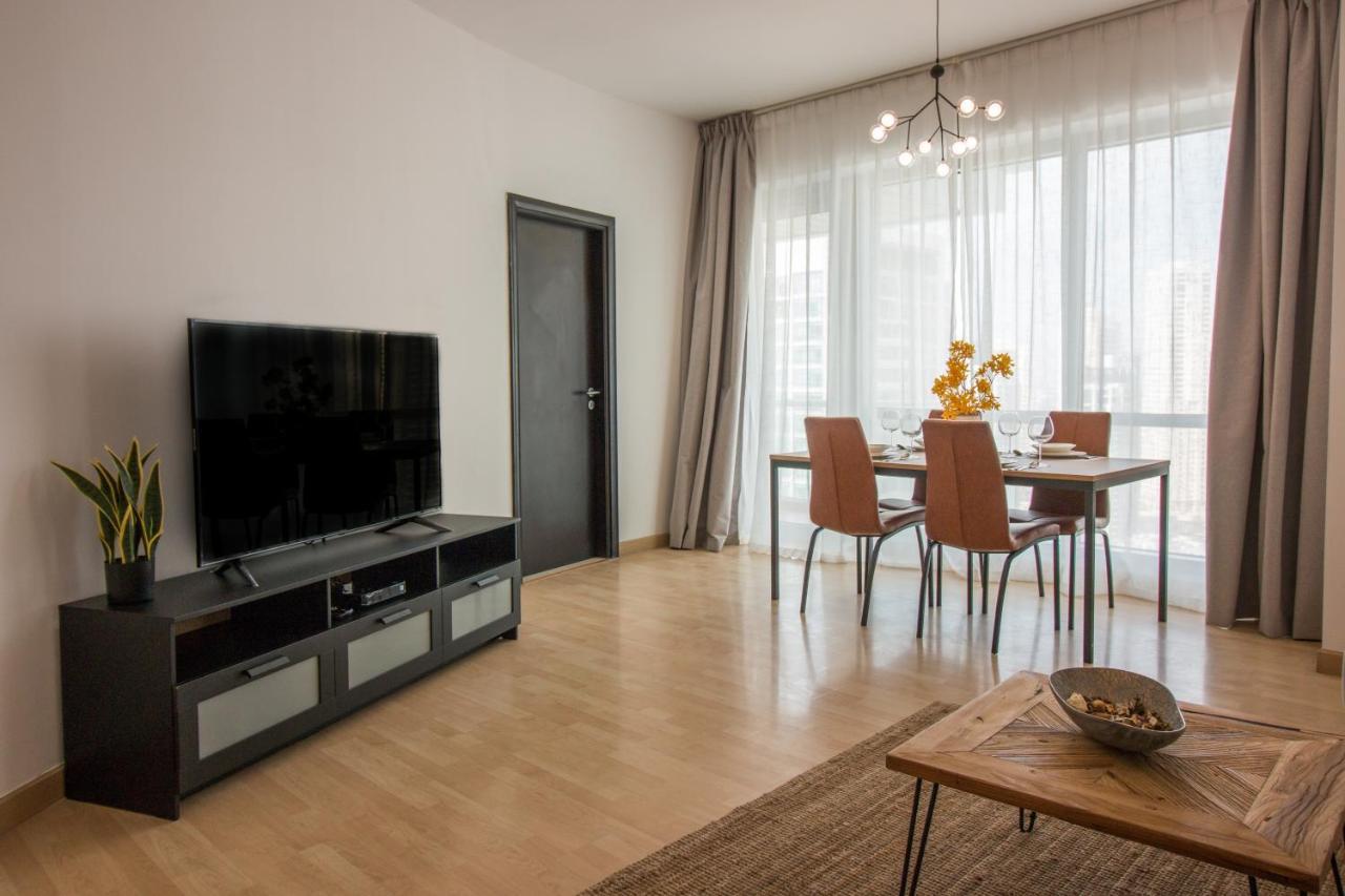 Apartment Panaromic Marina View - 2br La Riviera *