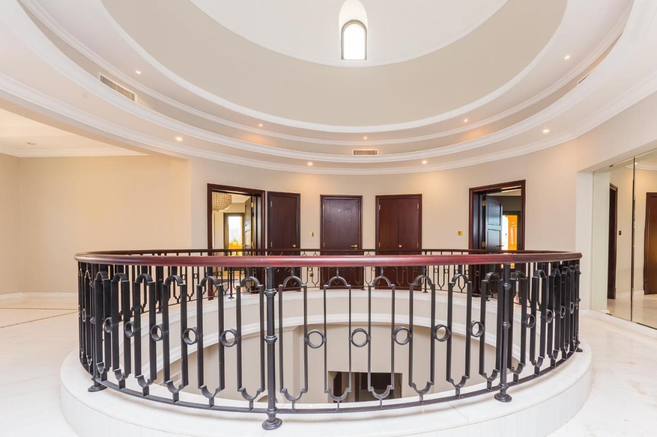 Maison Privee - Prvt Pool & Access In Luxury Palm Jumeirah 6br Dubai