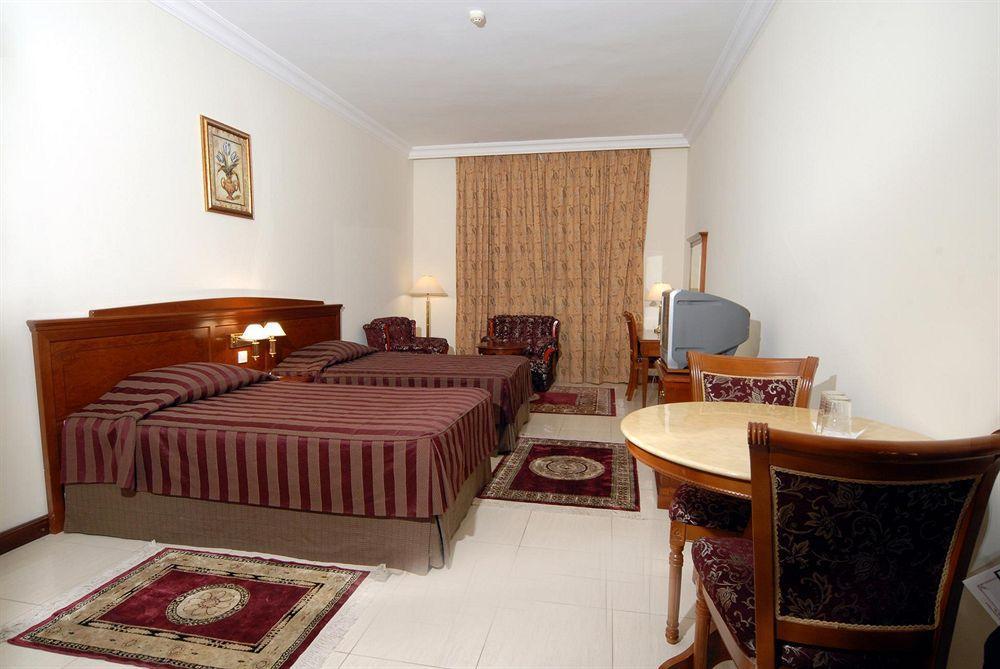 Moon Valley - Bur Dubai, Burjuman Hotel de apartamente 3*
