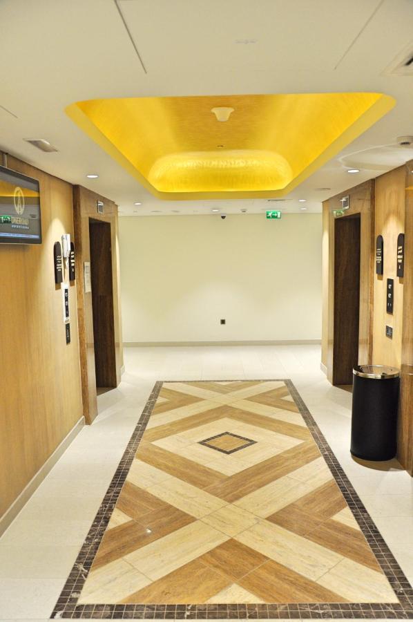 Spacious 4 Bd With Amazing Sea View *