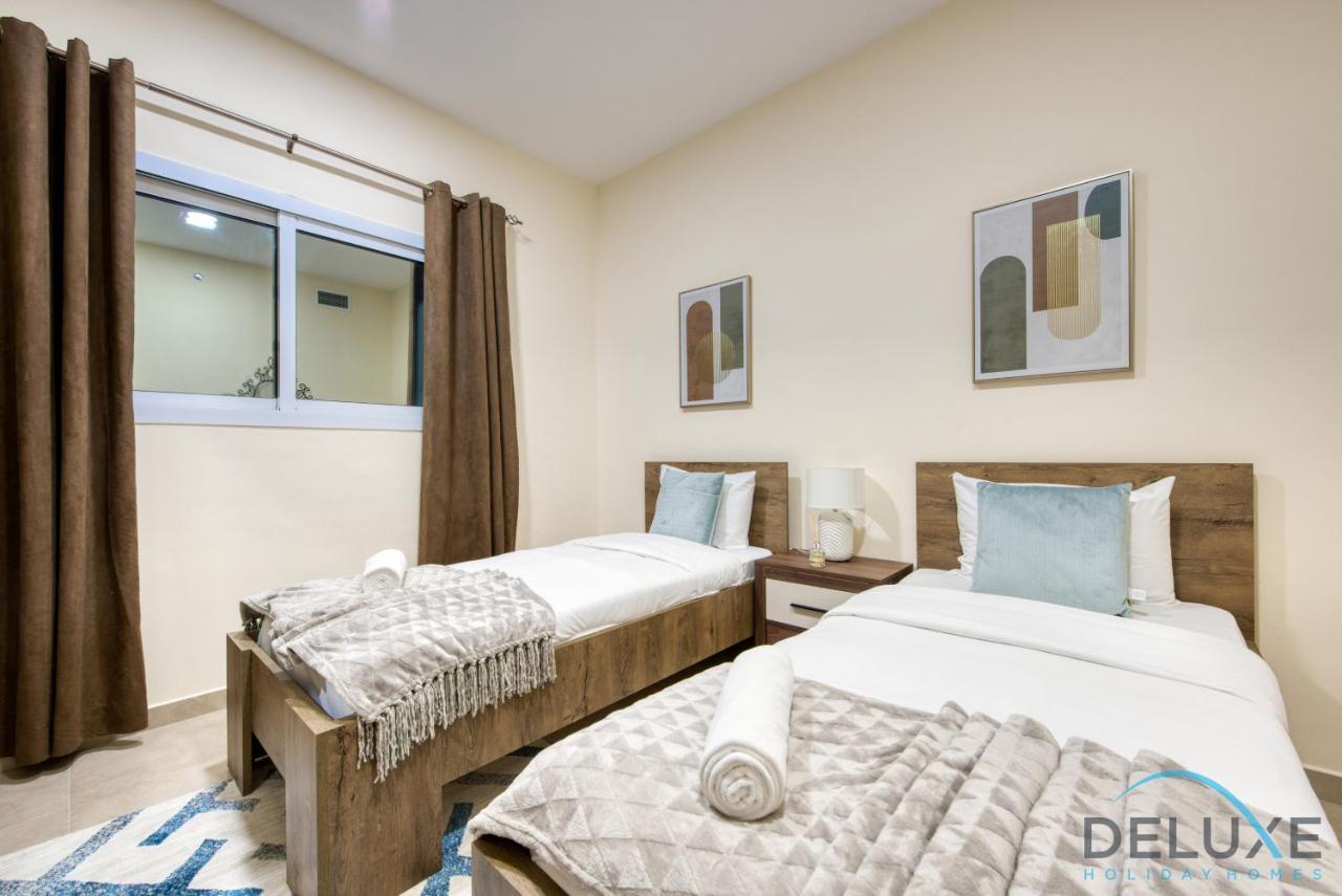 Apartment Next To 2br Accessible To Metro, Gate 2, Jumeirah Towers By Deluxe Homes