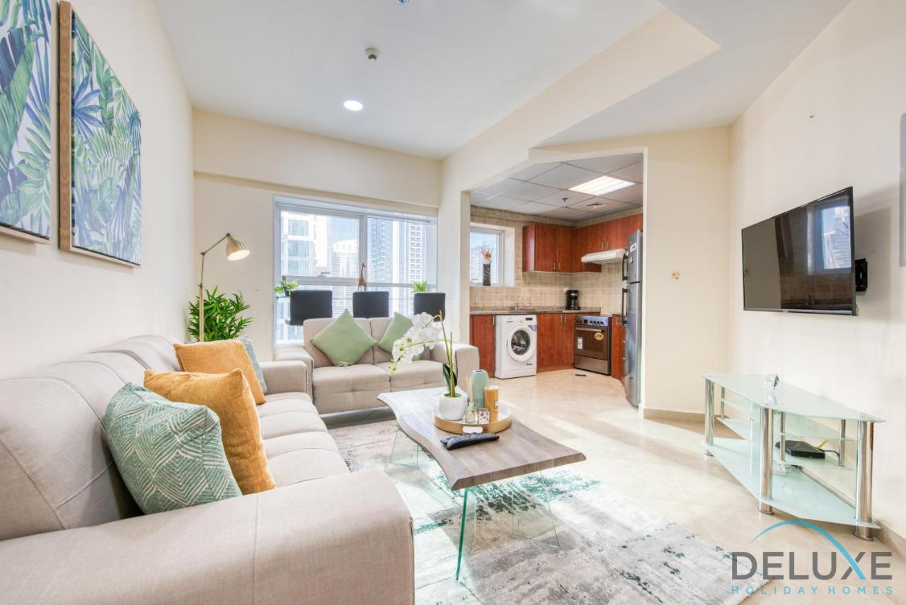 Next To 2br Accessible To Metro, Gate 2, Jumeirah Towers By Deluxe Homes