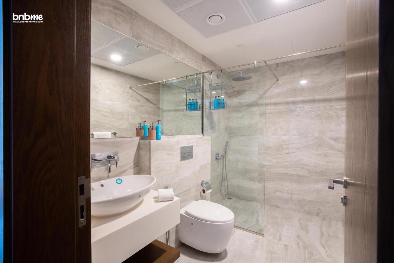 Apartamento 4 Bedroom Penthouse - Large Patio - By Bnbme Homes - E2901 Dubái