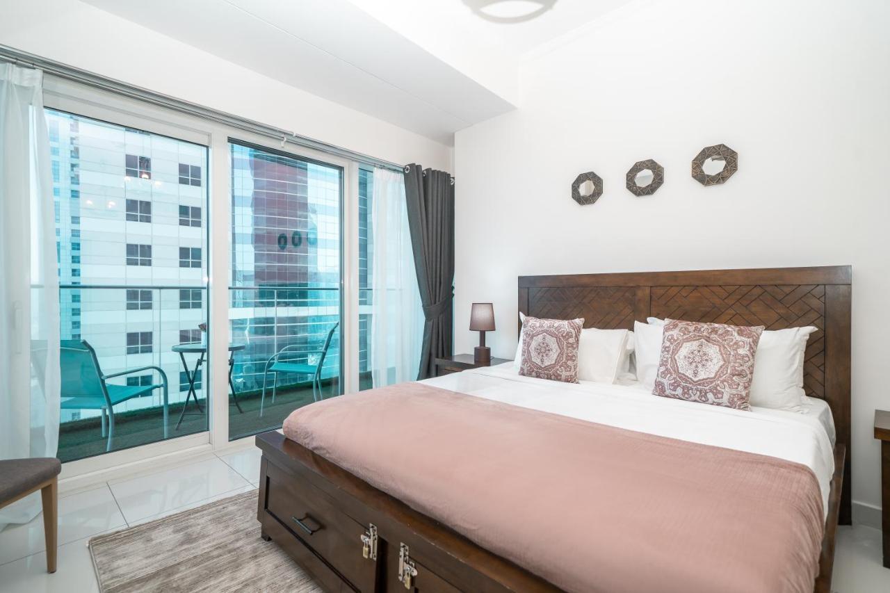 Higuests - Design Apartment With Stunning View Of Palm Island Apartament Dubai