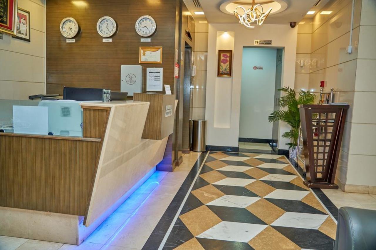 Grand Square Hotell 2*