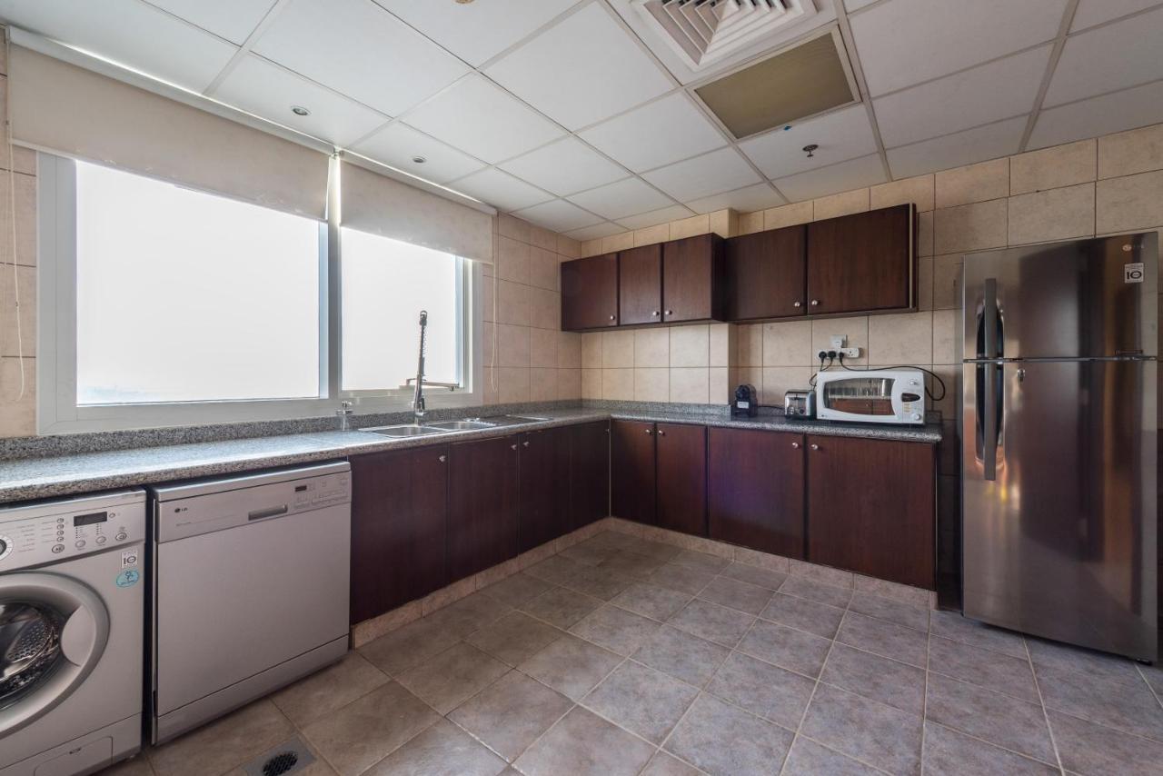 Eden's Homes & - Kg Tower Apartamento *