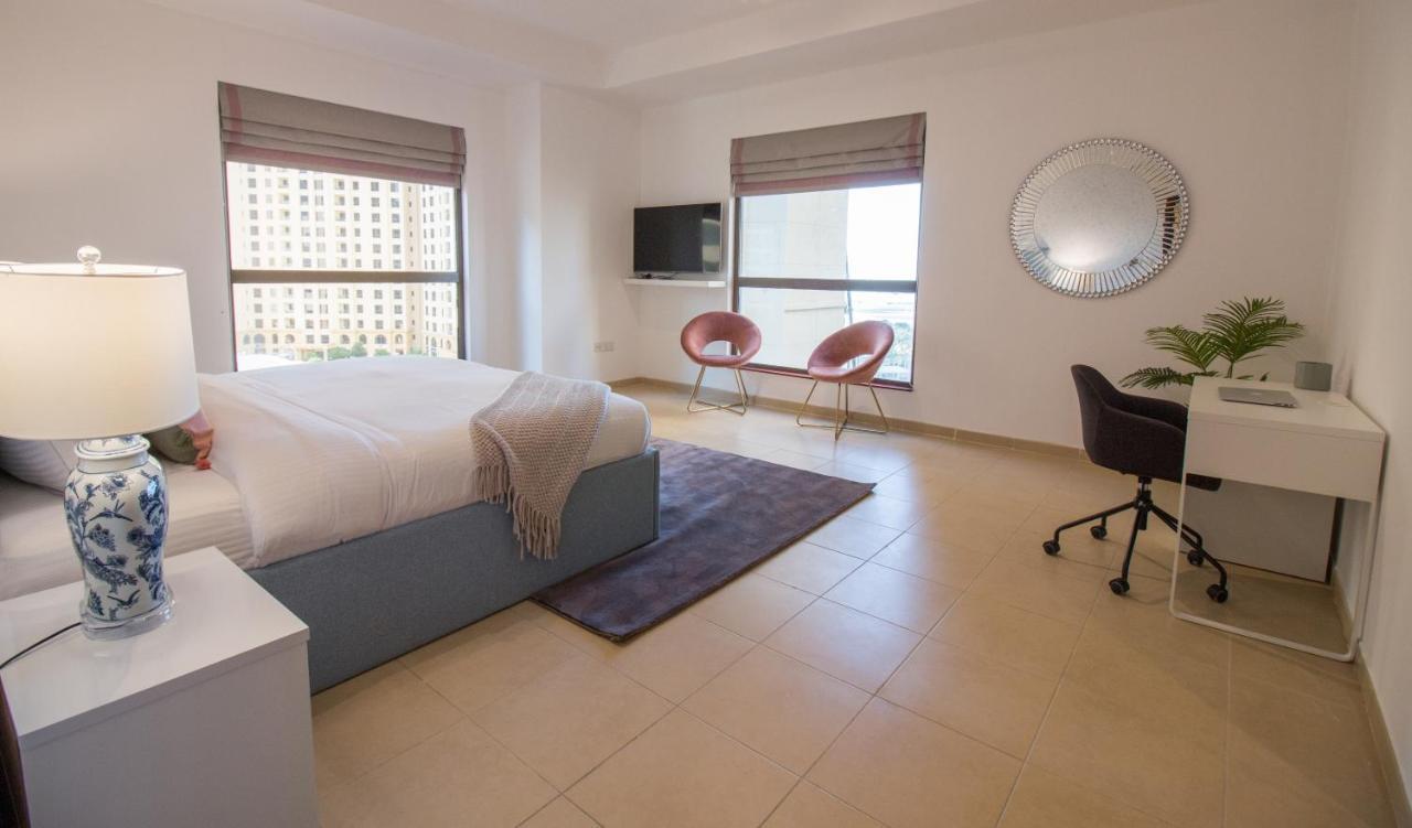 Premium 3br! Partial Sea-view Apartemen *