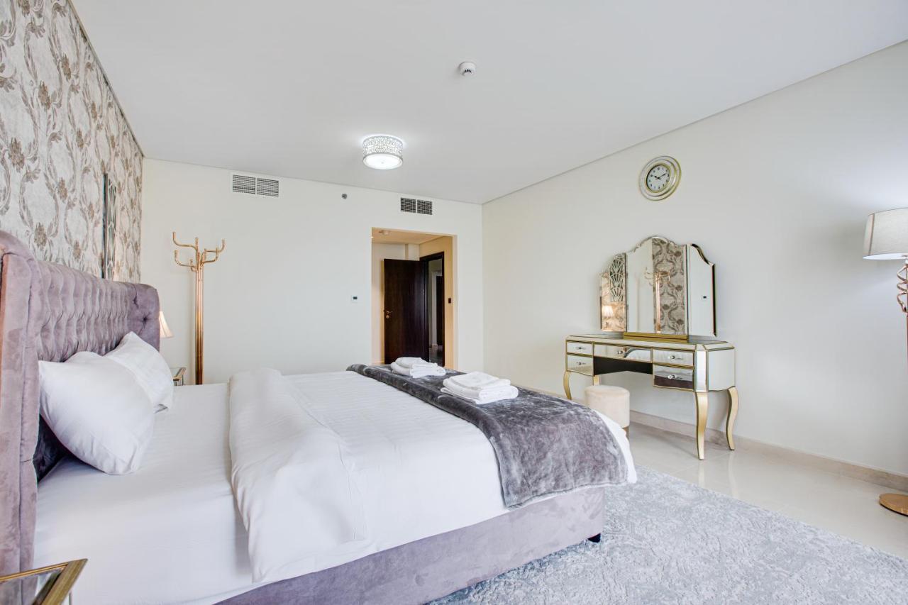 Luxury At Balqis * Dubai