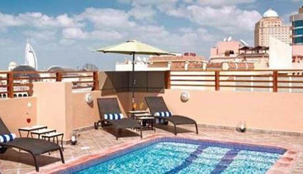 Richmond Greens Hotel 3*