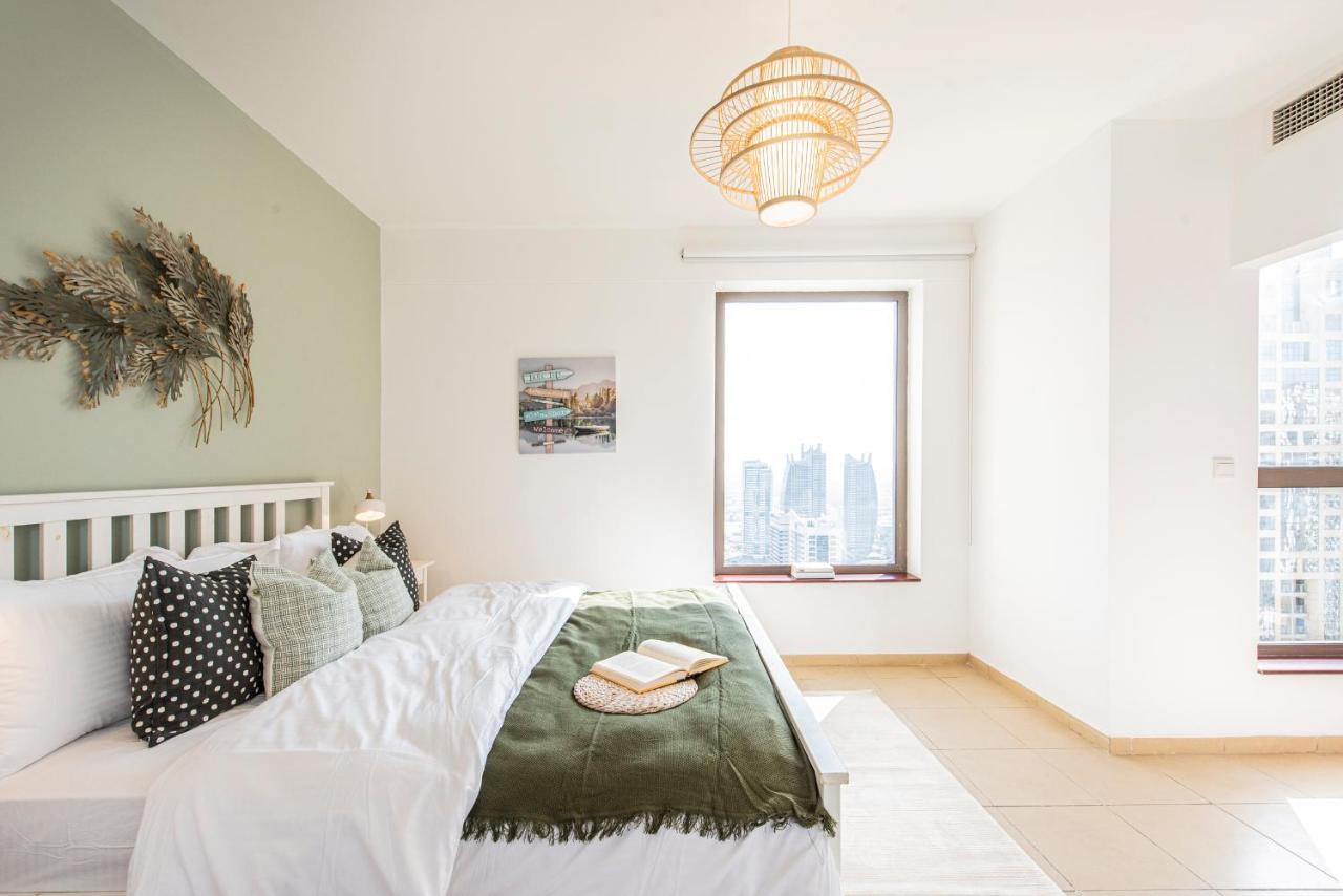 Nasma Luxury Stays- Majestic Marina Views, Lavish 4br Getaway In Jbr Apartment