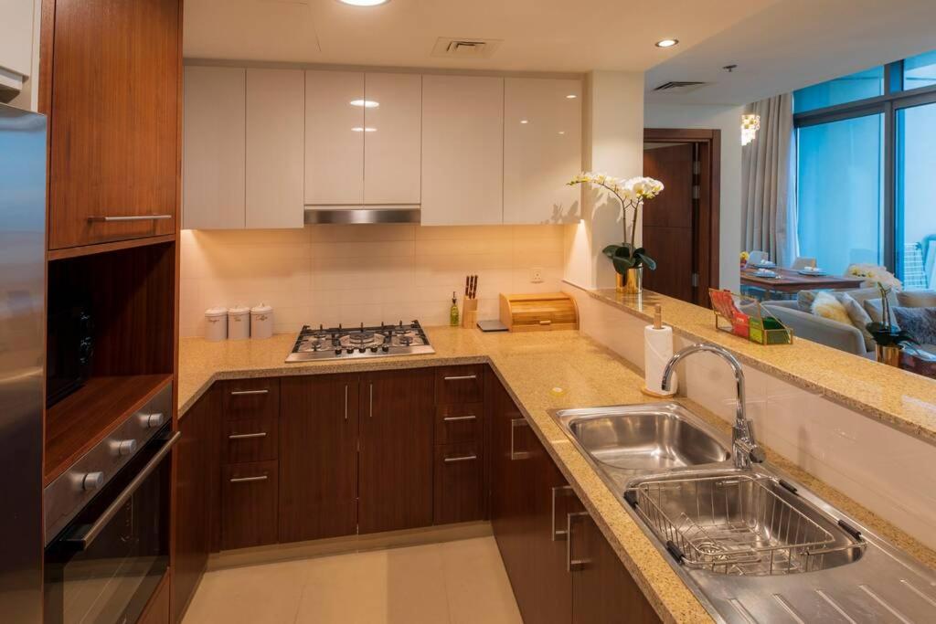 First Class 2br With Full Burj Khalifa And Fountain View *
