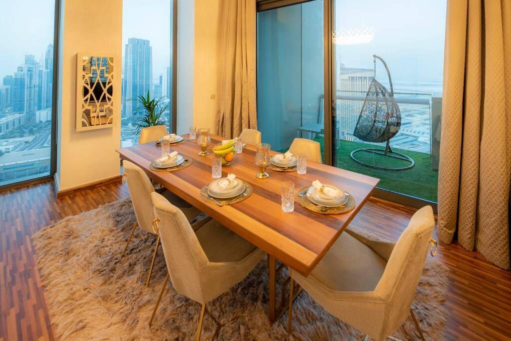 First Class 2br With Full Burj Khalifa And Fountain View Apartemen *