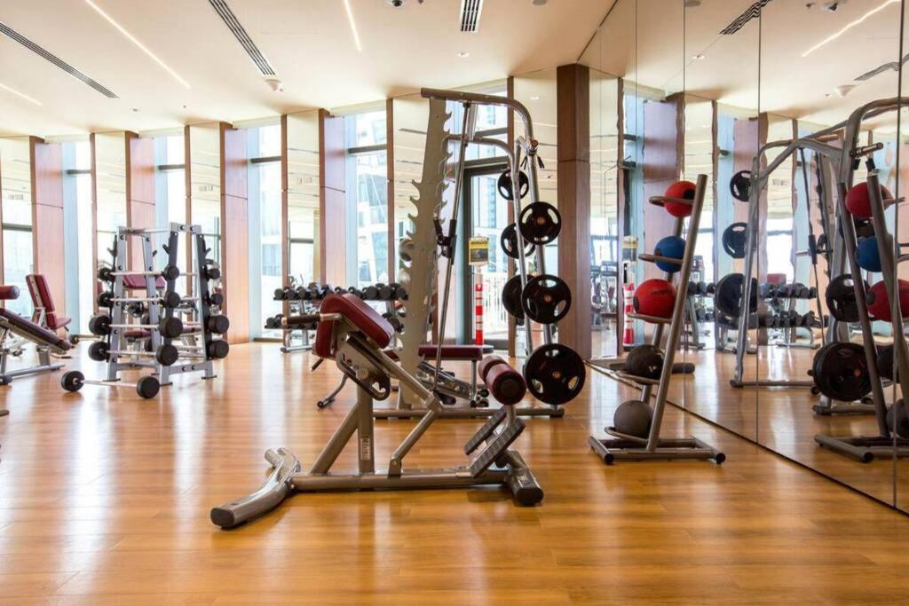 First Class 2br With Full Burj Khalifa And Fountain View Apartemen