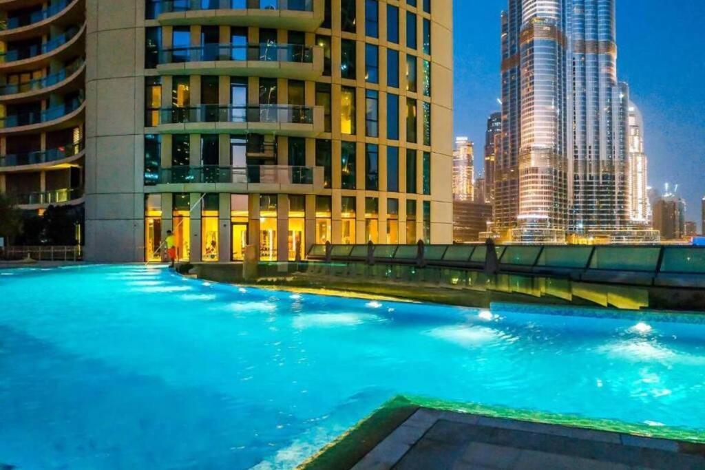 First Class 2br With Full Burj Khalifa And Fountain View Apartemen