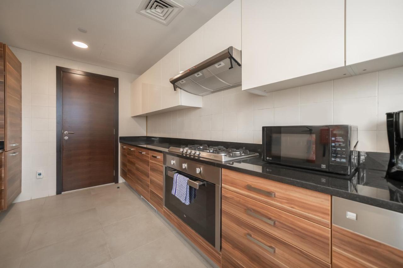 Higuests - Spacious For 5 With Spectacular Marina Views Dubái