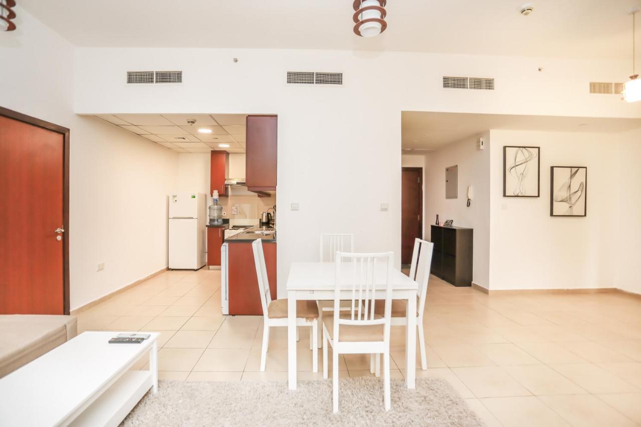 Dubai, Lux On Jbr, 1br, Beach, Pool, Parking Dubai