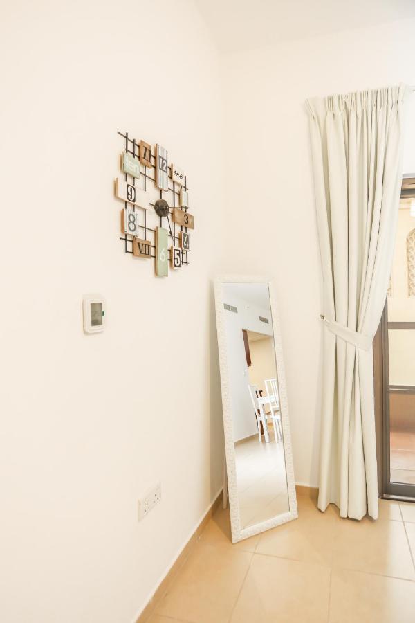 Appartement Dubai, Lux On Jbr, 1br, Beach, Pool, Parking Dubai