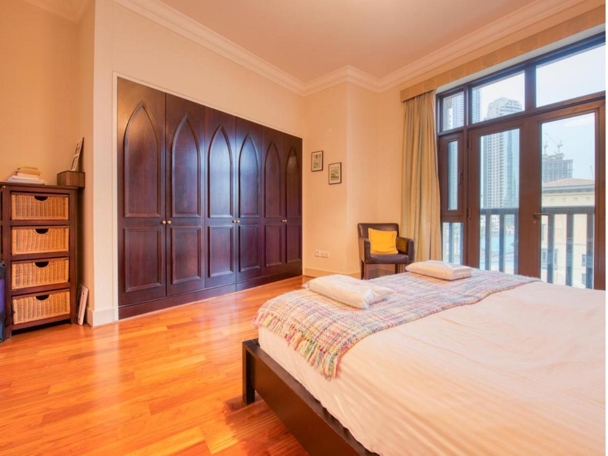 Apartamento Rh- Burj Khalifa View, 1 Bedroom Apartment Near Souk Al Bahar Dubai