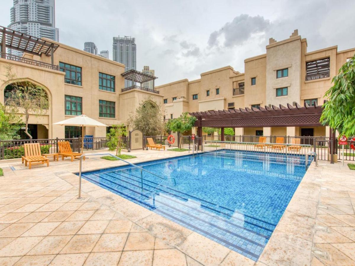 Apartamento Rh- Burj Khalifa View, 1 Bedroom Apartment Near Souk Al Bahar Dubai