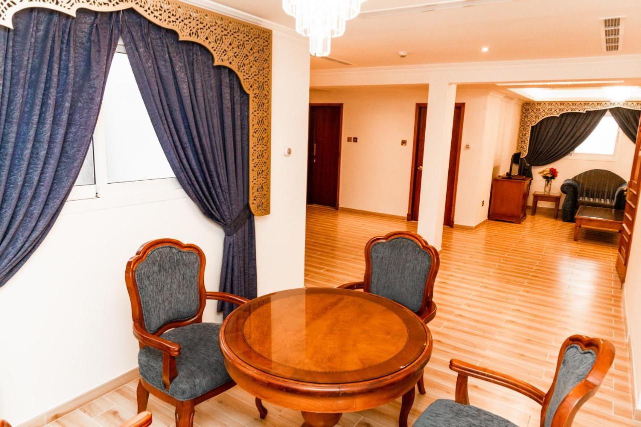 Apartamento Al Nakheel Dubái