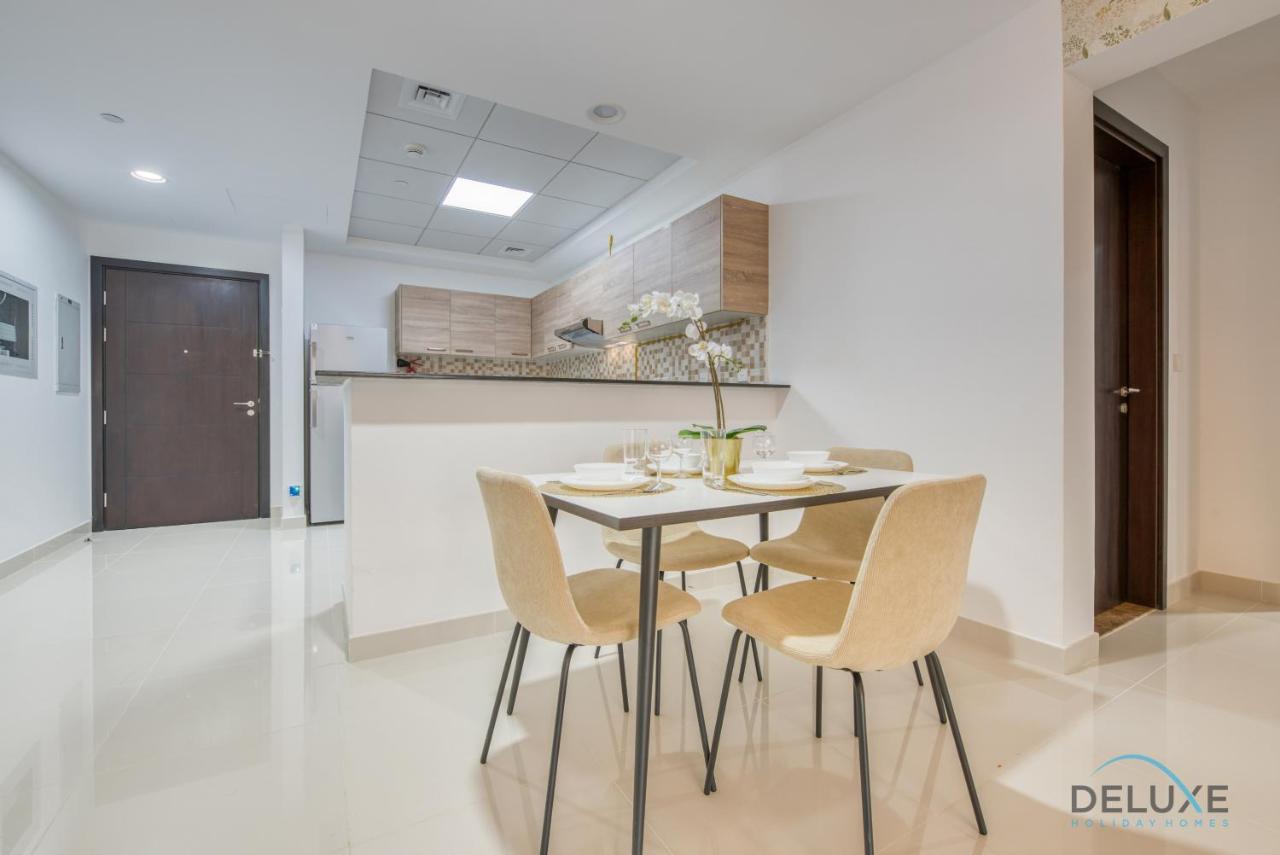 Sunny 1br At Canal Residences West Sports By Deluxe Homes Dubai