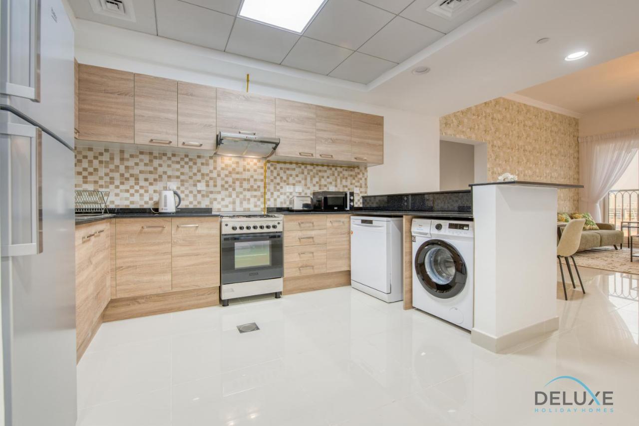 Lejlighed Sunny 1br At Canal Residences West Sports By Deluxe Homes