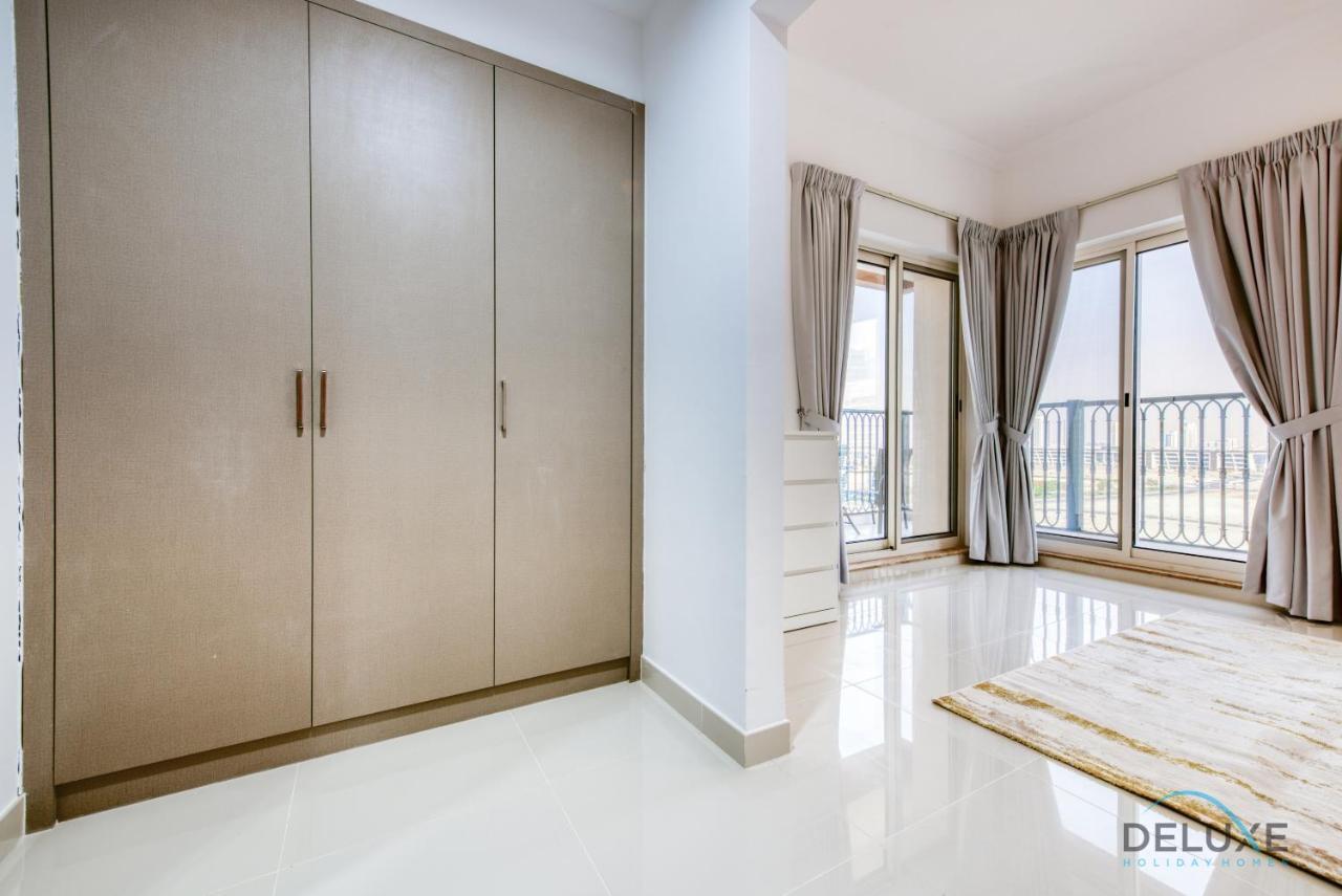 Sunny 1br At Canal Residences West Sports By Deluxe Homes