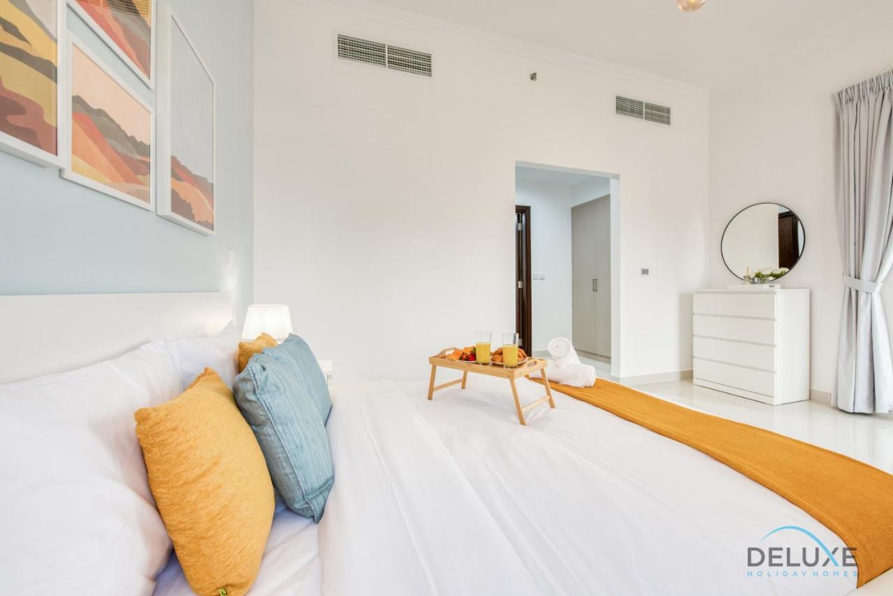 Sunny 1br At Canal Residences West Sports By Deluxe Homes
