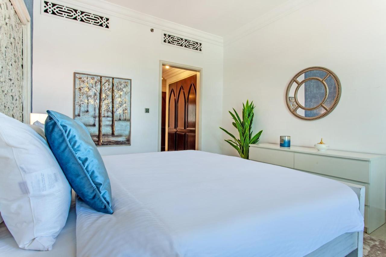 Bnbmehomes - Traditional Meets Modern In Downtown - 5041 Apartamento Dubái