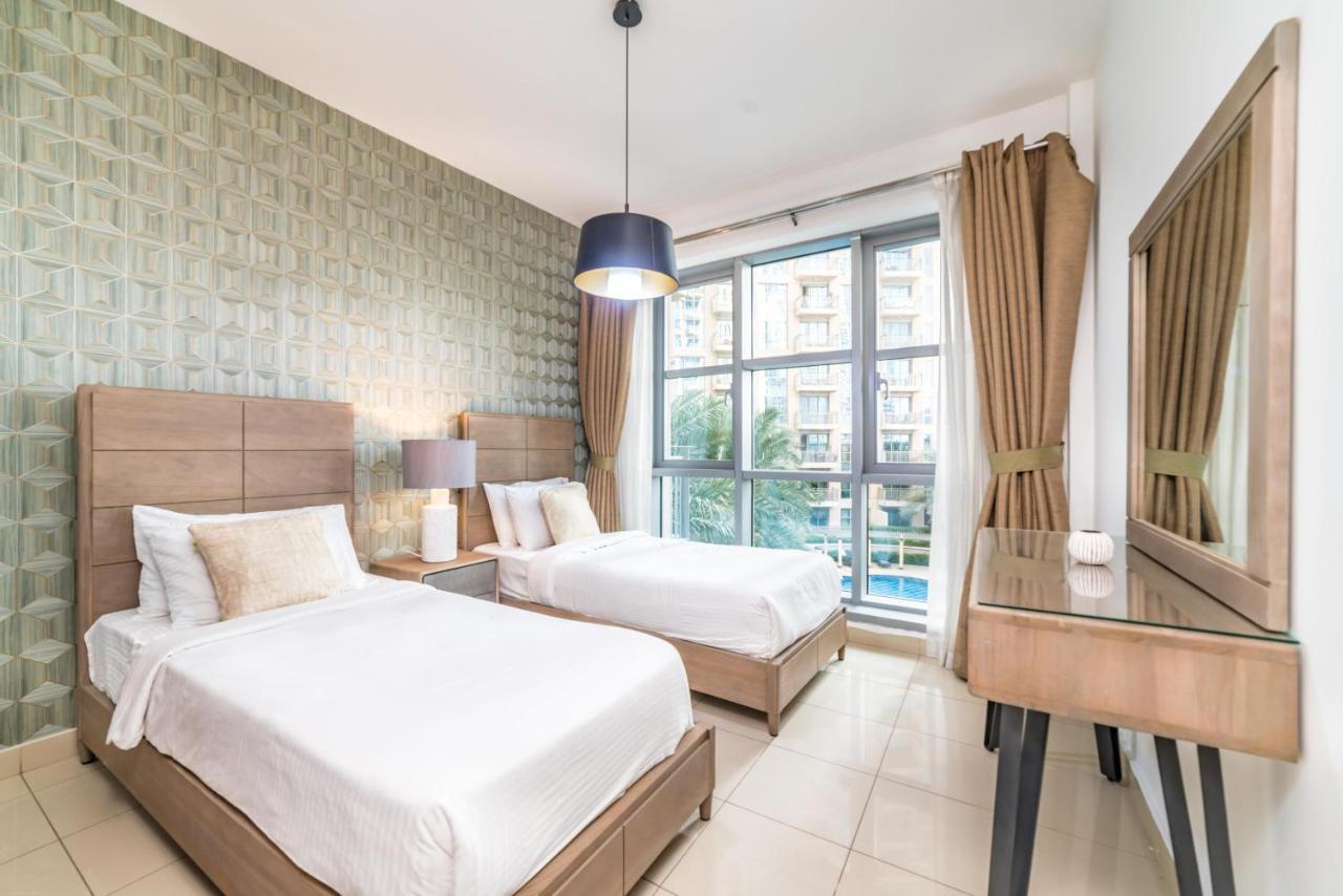 Icon Casa Living - Standpoint - Downtown Apartment