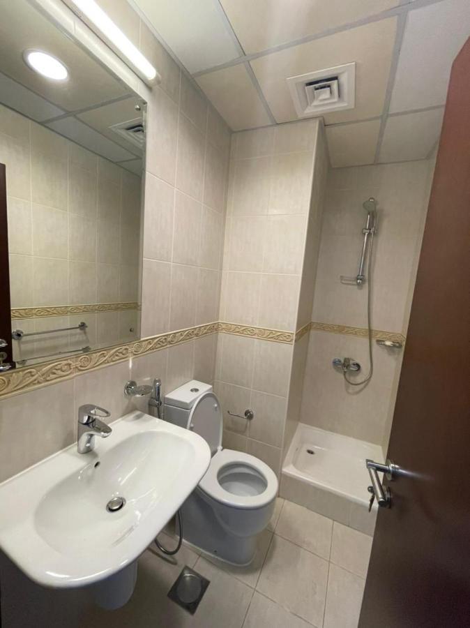 Luxury Kings Palace Private With Shared Kitchen Next To Barasti Beach Homestay *