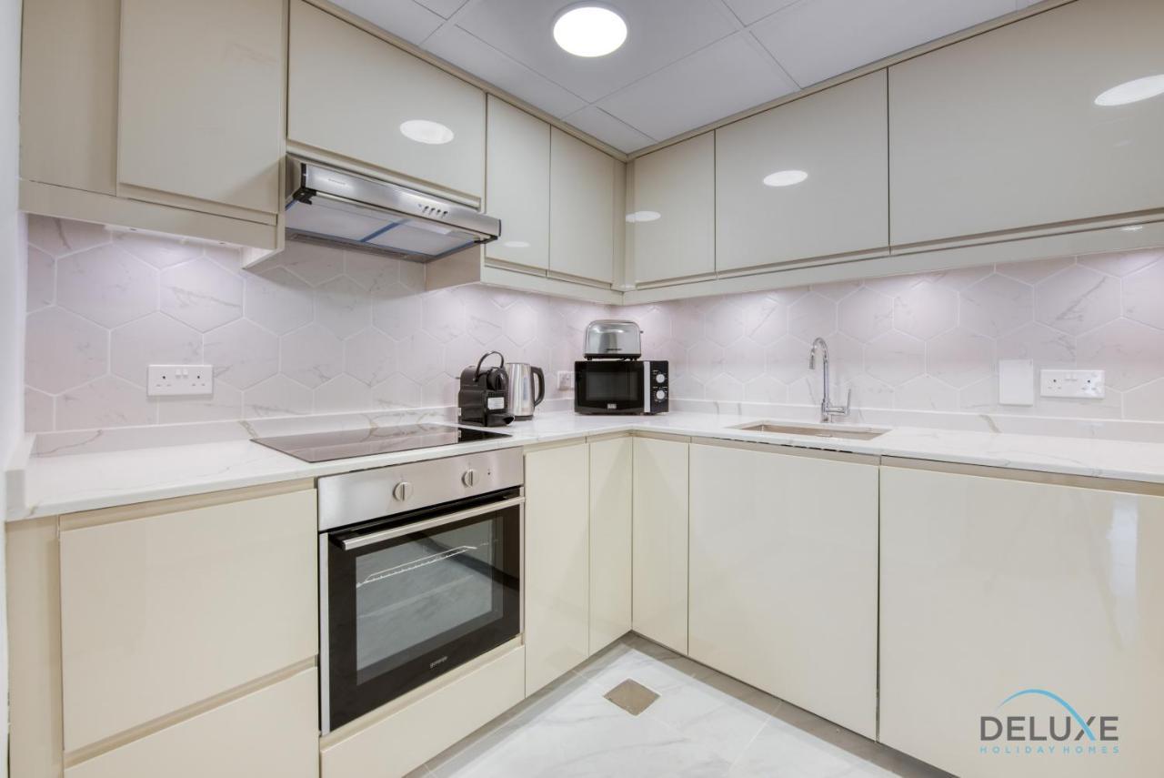 Outstanding 3br At Sadaf 7 Jbr By Deluxe Homes Apartamento