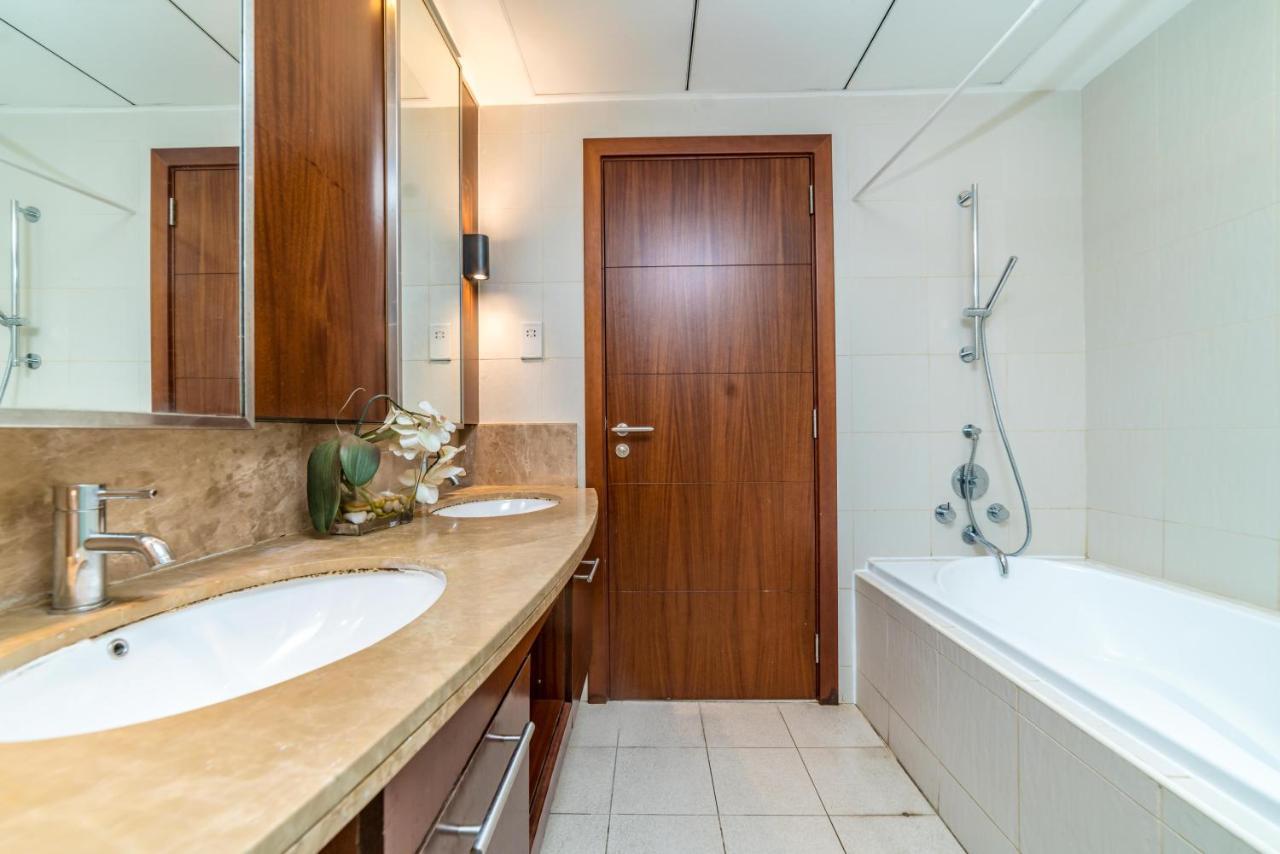 Icon Casa Living - Standpoint - Downtown