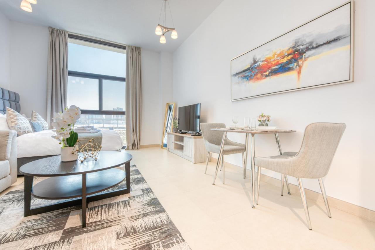 Sol Living - Iris Amber Lägenhet