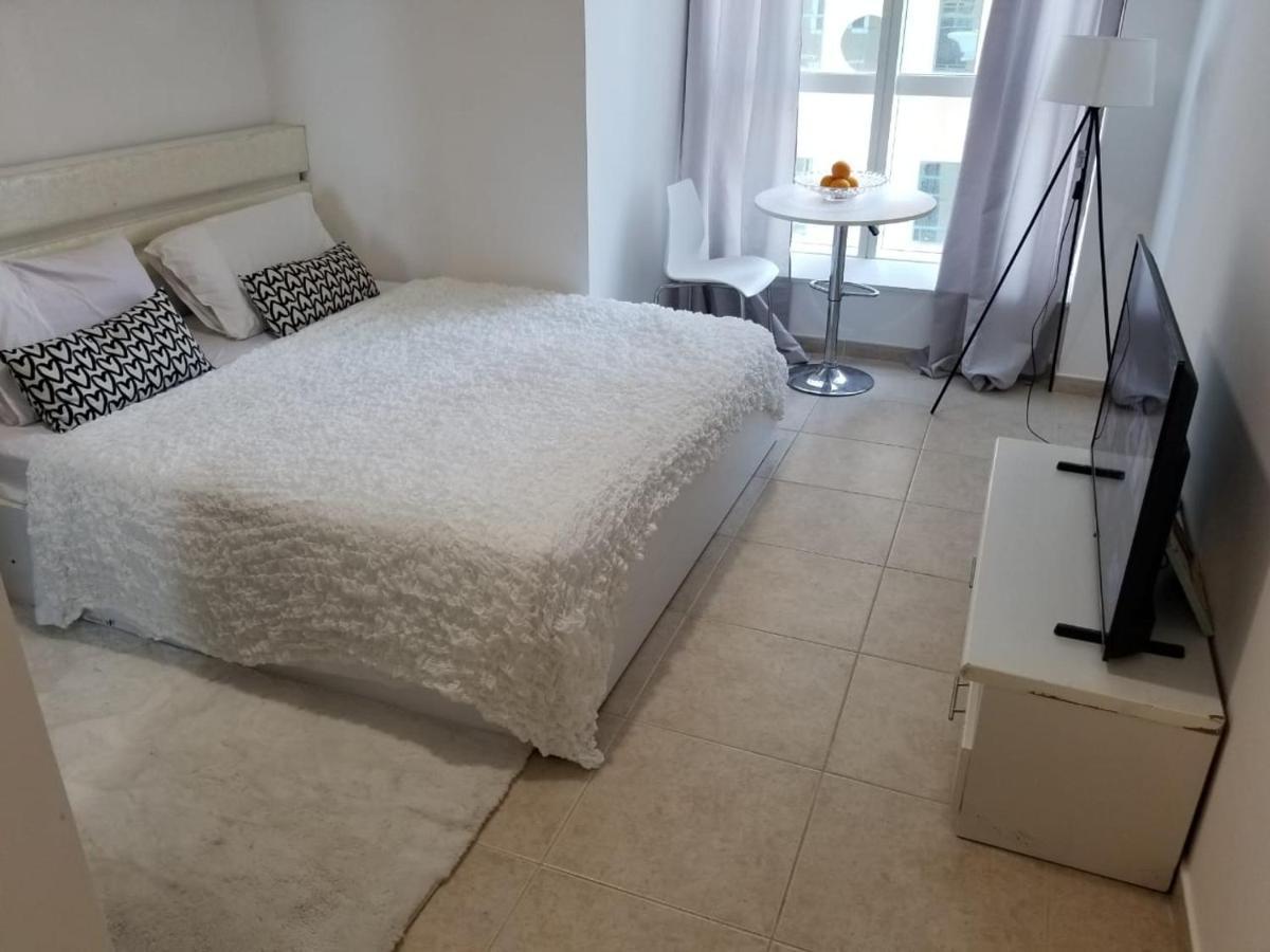 Homestay Luxury Kings Palace Private With Shared Kitchen Next To Barasti Beach
