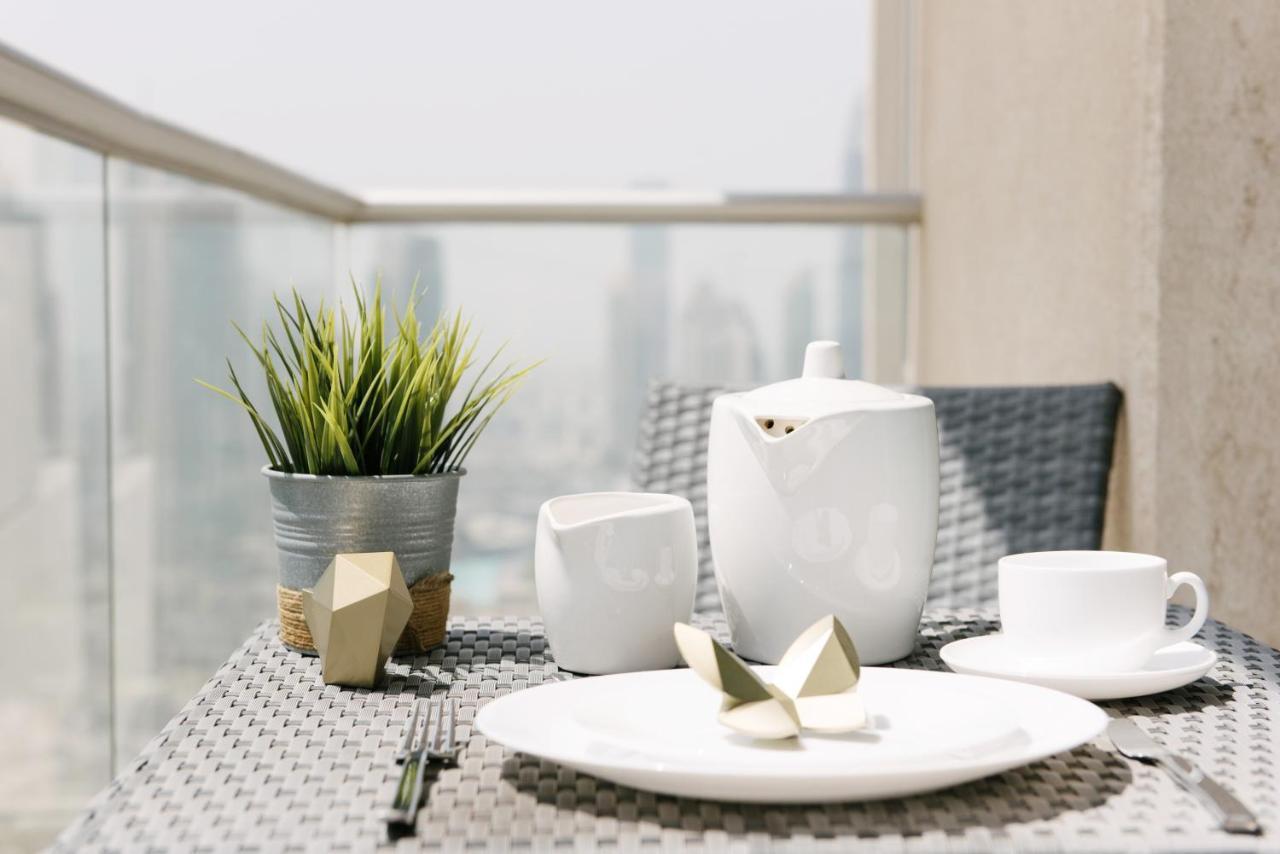 Boutique Living - Burj Views Downtown * Dubái