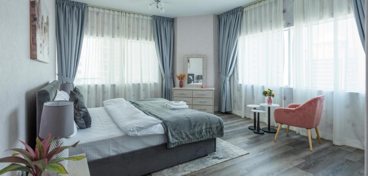 Lejlighed Mira Holiday Homes - Spacious 2 Bedroom In Marina